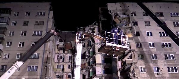 Vzriv bitovogo gaza v jilom dome v Magnitogorske Vzriv bitovogo gaza v jilom dome v Magnitogorske - Sputnik O‘zbekiston