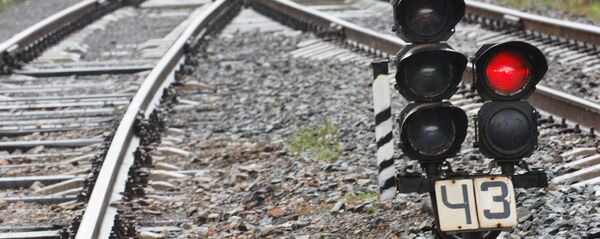 Железнодорожные пути Железнодорожные пути - Sputnik Ўзбекистон