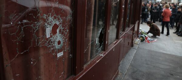 Ситуация в Париже после серии терактов - Sputnik Узбекистан