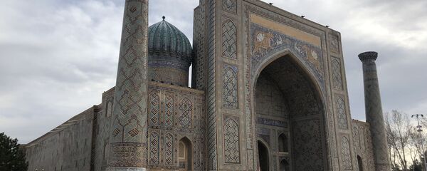 Площадь Регистан в Самарканде Площадь Регистан в Самарканде - Sputnik Ўзбекистон