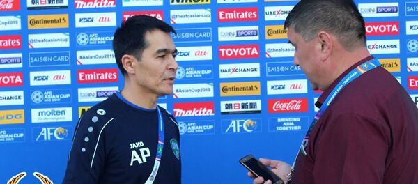 Врач сборной Узбекистана Аброр Пирриев Врач сборной Узбекистана Аброр Пирриев - Sputnik Узбекистан