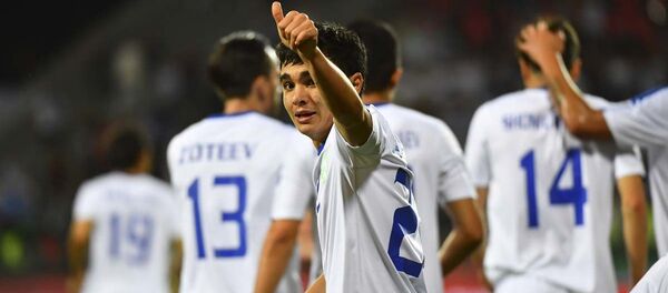 Матч между сборными Узбекистана и Туркменистана на кубке Азии по футболу Матч между сборными Узбекистана и Туркменистана на кубке Азии по футболу - Sputnik Узбекистан