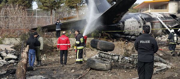 Потерпевший крушение недалеко от Тегерана грузовой Boeing 707 - Sputnik Узбекистан