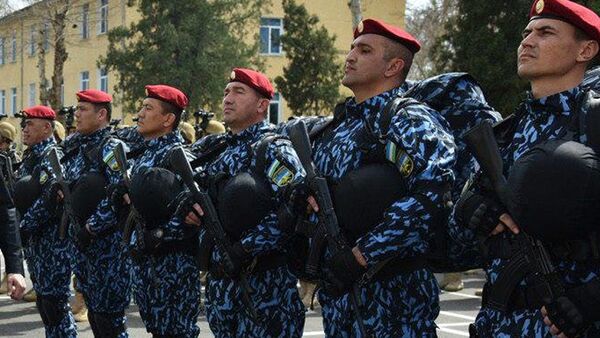 Сотрудники Национальной гвардии Узбекистана - Sputnik Узбекистан