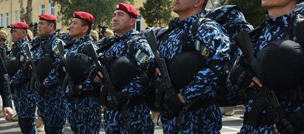 Сотрудники Национальной гвардии Узбекистана Сотрудники Национальной гвардии Узбекистана - Sputnik Ўзбекистон