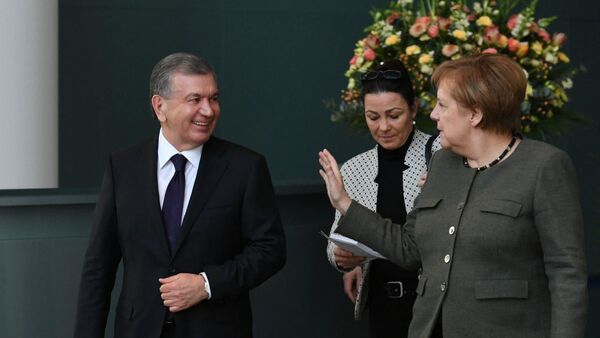 В Германии подписаны соглашения в экономике, торговле и науке - Sputnik Узбекистан