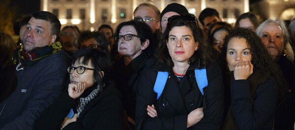 Траурная месса в соборе Парижской Богоматери Траурная месса в соборе Парижской Богоматери - Sputnik Узбекистан