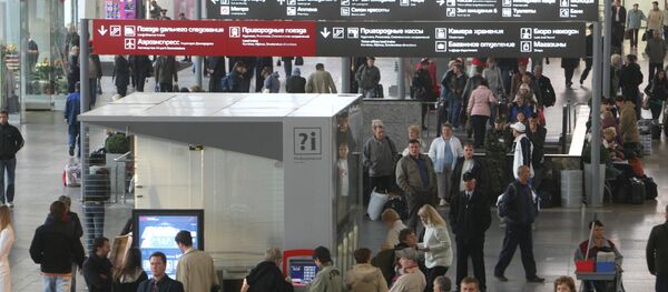 Здание Курского вокзала Москвы Здание Курского вокзала Москвы - Sputnik Узбекистан