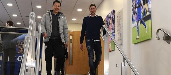 Футболист Эмилиано Сала Футболист Эмилиано Сала - Sputnik Узбекистан