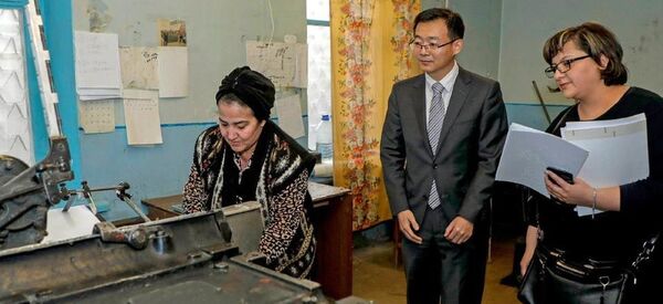 Типография для незрячих при Узбекском агентстве печати и информации - Sputnik Узбекистан