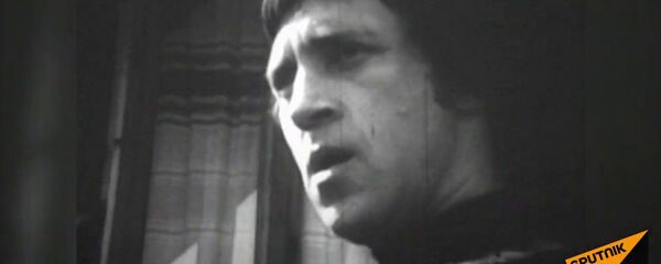 Поэт, певец, актер театра и кино Владимир Высоцкий. Архивные кадры - Sputnik Узбекистан