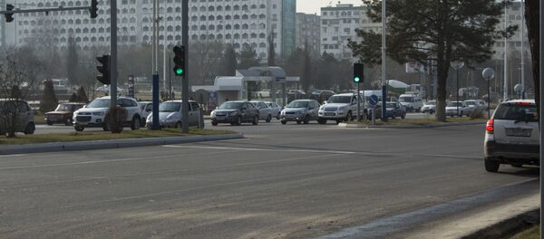 Avtomobilnoe dvijenie v Tashkente - Sputnik O‘zbekiston