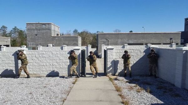 Спецназ Узбекистана впервые на учениях в США - фото Спецназ Узбекистана впервые на учениях в США - фото - Sputnik Узбекистан
