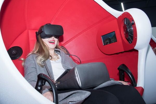 Воздушный шар и много снега: в Ташкенте открывается зимний парк развлечений Воздушный шар и много снега: в Ташкенте открывается зимний парк развлечений - Sputnik Узбекистан