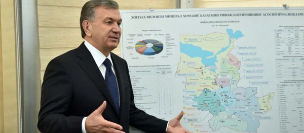 Президент Республики Узбекистан Шавкат Мирзиёев посетил Фаришский район Джизакской области Президент Республики Узбекистан Шавкат Мирзиёев посетил Фаришский район Джизакской области - Sputnik Ўзбекистон