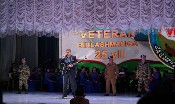 Konsert, posvashonniy 30-letiyu vivoda Sovetskix voysk iz Afganistana v Tashkente. - Sputnik O‘zbekiston