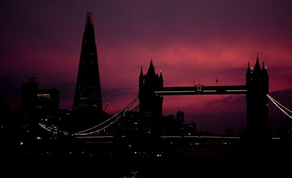 Там, где хочется жениться: определены самые романтичные города мира - Sputnik Узбекистан