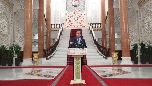 Министр иностранных дел Сергей Лавров во время визита в Душанбе - Sputnik Узбекистан
