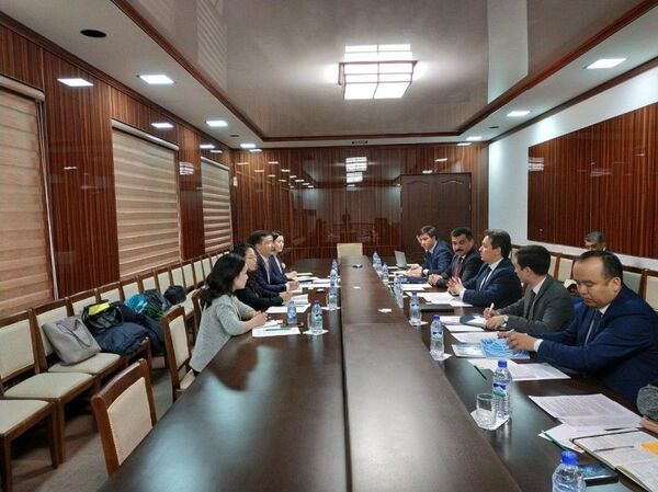 Азиатский банк развития поможет повысить качество образования в Узбекистане - Sputnik Узбекистан