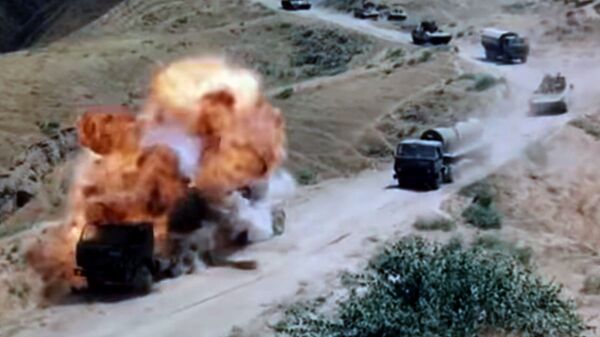 Режиссер Владимир Бортко: война — это всегда кровь, мерзость и грязь - Sputnik Узбекистан