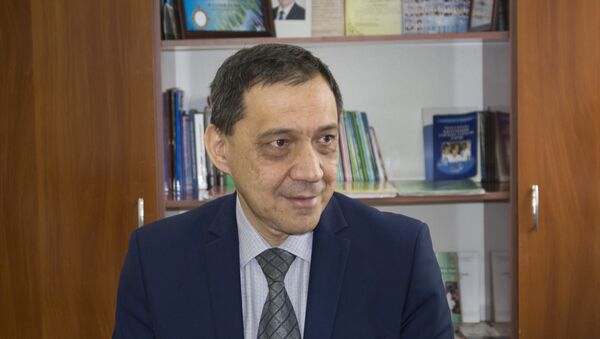 Председатель общественного фонда Махалля Фуркат Махмудходжаев - Sputnik Узбекистан