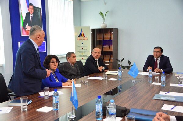 В Узбекистане напишут Национальную энциклопедию журналистики - Sputnik Узбекистан