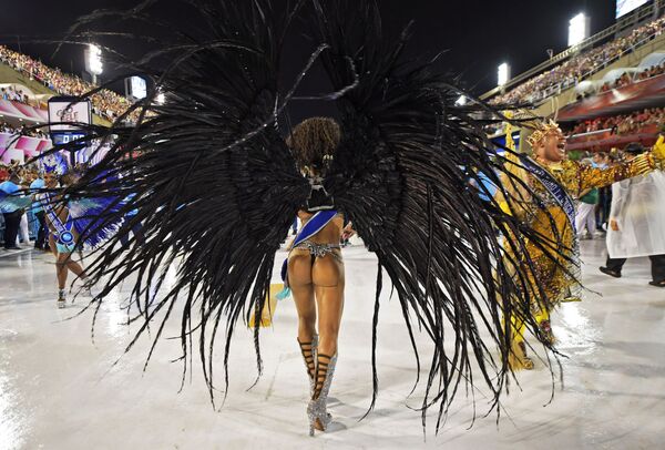 Принцесса карнавала на карнавале в Рио-де-Жанейро, Бразилия - Sputnik Ўзбекистон