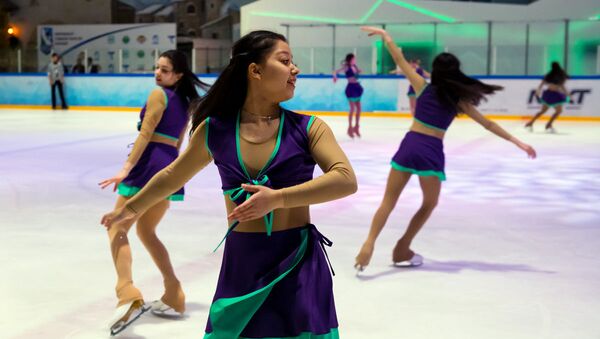 Фестиваль фигурного катания в честь Международного женского дня - Sputnik Узбекистан