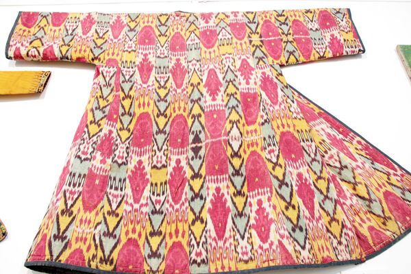 Предметы текстильного искусства Средней Азии из коллекции Таира Ф. Таирова - Sputnik Узбекистан