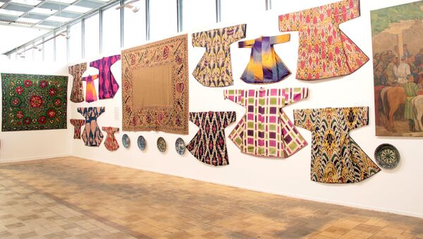 Предметы текстильного искусства Средней Азии из коллекции Таира Ф. Таирова - Sputnik Узбекистан