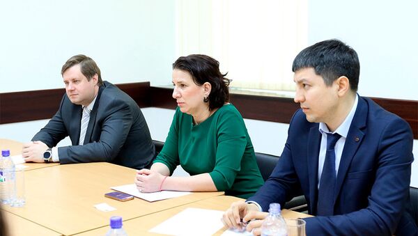 Встреча с представителями компании Microsoft в Министерстве народного образования РУ - Sputnik Узбекистан