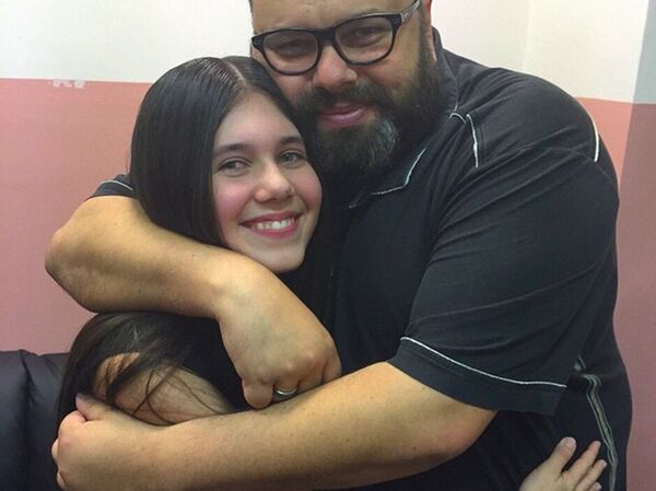 Сабина Мустаева с наставником Максимом Фадеевым Сабина Мустаева с наставником Максимом Фадеевым - Sputnik Узбекистан