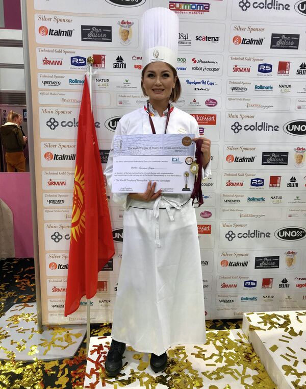 Быть матерью-одиночкой не стыдно, но сложно — откровения бизнес-леди Быть матерью-одиночкой не стыдно, но сложно — откровения бизнес-леди - Sputnik Узбекистан