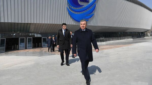 Shavkat Mirziyoyev posetil Xumo Arena na kanune otkritiya - Sputnik O‘zbekiston