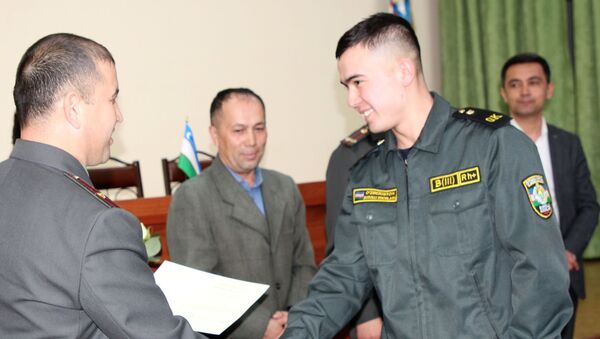 Более 1000 солдат получили льготные потребительские кредиты - Sputnik Узбекистан