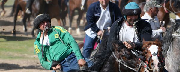 Участники международного турнира по купкари в Самаркандской области Узбекистана - Sputnik Узбекистан