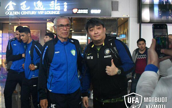 Национальная сборная Узбекистана прибыла в Китай для участия в турнире China Cup-2019 - Sputnik Ўзбекистон