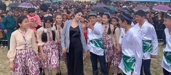 Навруз к нам приходит: звезды шоу-бизнеса начали поздравлять Узбекистан - Sputnik Узбекистан