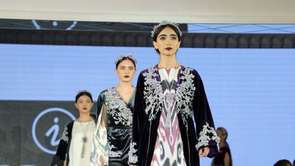 Международный фестиваль национальной одежды в Шахрисабзе - Sputnik Узбекистан