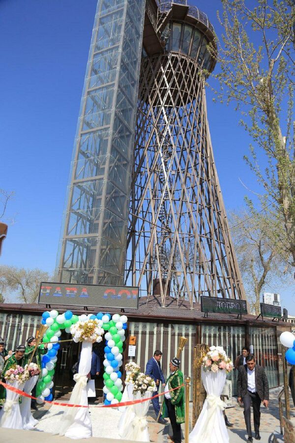 Возрождение Кружевного автографа: в Бухаре открыли водонапорную башню - Sputnik Узбекистан