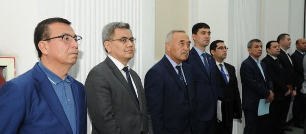 Ўзбекистондаги раҳбарлар халқ билан мулоқотга чиқдилар Ўзбекистондаги раҳбарлар халқ билан мулоқотга чиқдилар - Sputnik Ўзбекистон