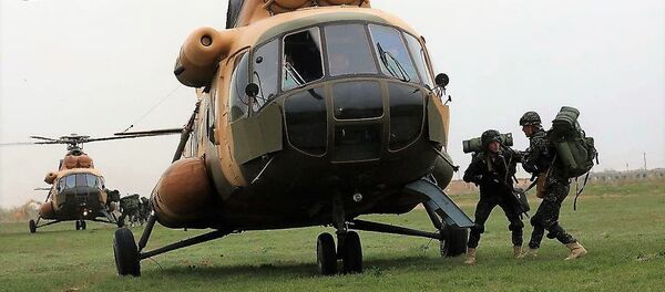 Войска Юго-западного особого военного округа Узбекистана подверглись внезапной проверке боеготовности. Войска Юго-западного особого военного округа Узбекистана подверглись внезапной проверке боеготовности. - Sputnik Ўзбекистон