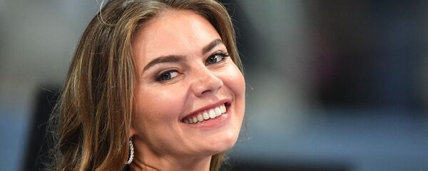 Олимпийская чемпионка по художественной гимнастике Алина Кабаева Олимпийская чемпионка по художественной гимнастике Алина Кабаева - Sputnik Узбекистан