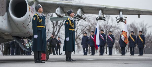 Су-25 российской авиабазы Кант в Киргизии присвоено имя Героя Советского Союза летчика И. Таранчиева Су-25 российской авиабазы Кант в Киргизии присвоено имя Героя Советского Союза летчика И. Таранчиева - Sputnik Ўзбекистон