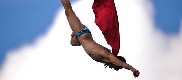 Плащ супермена.  Плащ супермена. - Sputnik Ўзбекистон