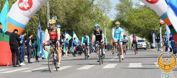 Веломарафон дружбы Шымкент-Ташкент - Sputnik Узбекистан