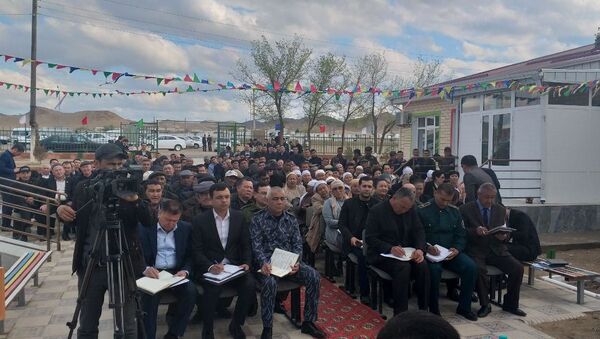 Выездной прием отвественных лиц в Навоийской области - Sputnik Узбекистан