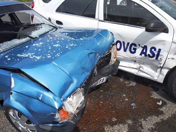 Многодетный отец из Коканда разбил подарок Шавката Мирзиёева - Sputnik Узбекистан