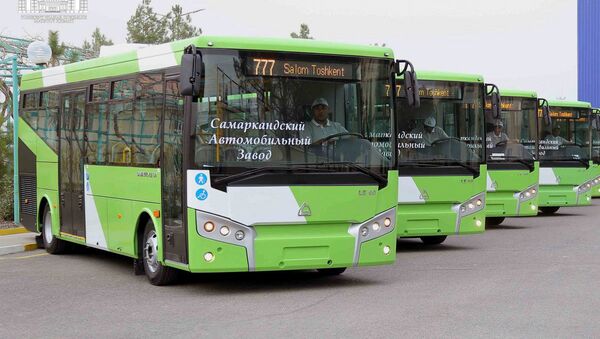 AO “Toshshaxartransxizmat” poluchil novie avtobusi - Sputnik O‘zbekiston