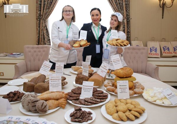 Узбекские производители хлеба перенимают опыт Чехии и Италии Узбекские производители хлеба перенимают опыт Чехии и Италии - Sputnik Узбекистан